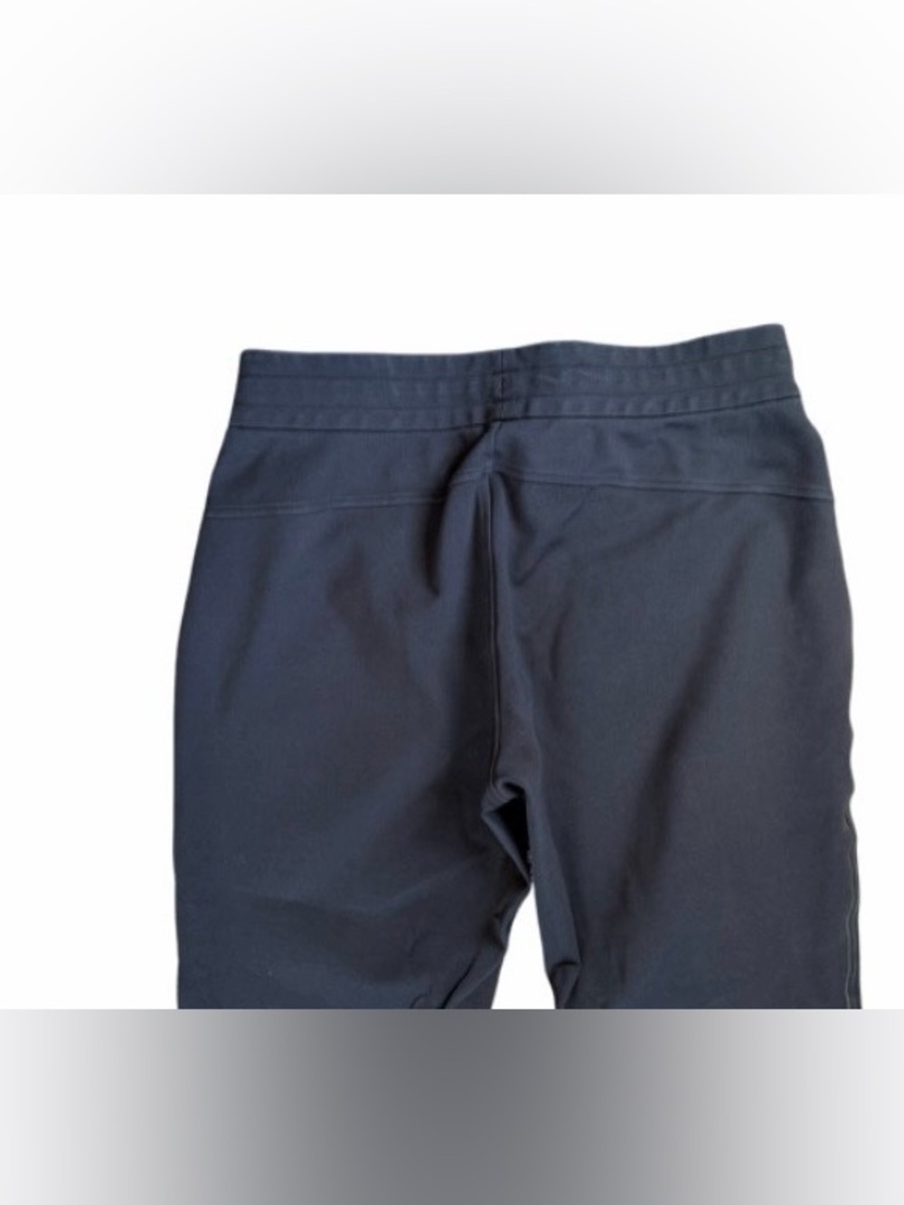Lululemon Black Cropped Jogger Pants - Picture 4 of 6